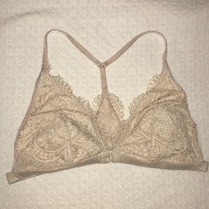 2/$20 🐸 NWOT Victoria’s Secret Bralette